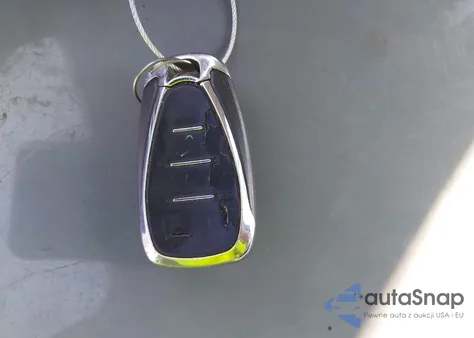 2019 Chevrolet Traverse 1Lt из США, поврежденный, VIN 1GNERGKW0KJ228302